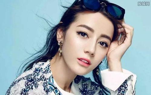 明星大,揭秘虚拟偶像的崛起之路